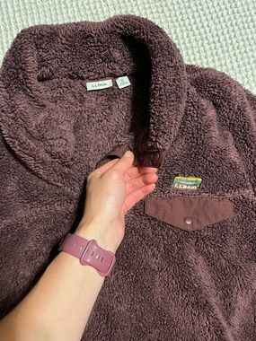 L L Bean Cozy Fleece Pullover in Deep Plum